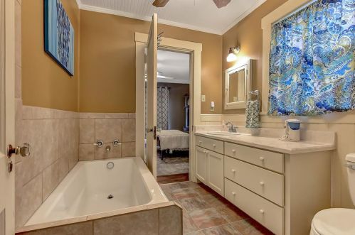 1222 Sears St, Denison TX 75021-2741 exterior