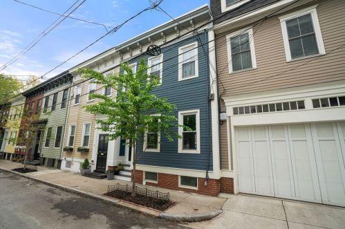 34 Russell St, Boston MA  exterior