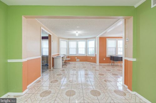 15 Pne St, Camden NJ 08103-3353 exterior