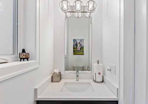 4952 Champlain Ave, Chicago IL 60615-2509 exterior