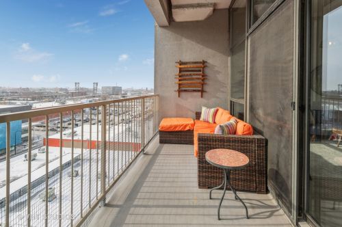 1530 State St, Chicago IL  60605-2964 exterior