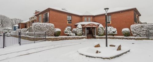 934 Southern Artery, Quincy MA  02169-7144 exterior