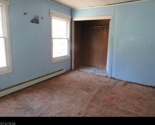 43 Rockport Rd, Wantage NJ 07461-3813 exterior