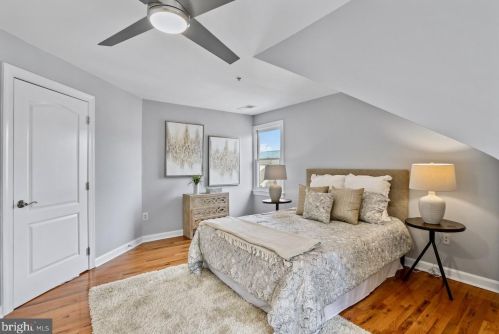 1626 Colonial Hills Dr, Mc Lean VA  22102-2938 exterior