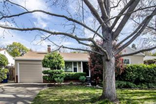 1331 61st St, Sacramento, CA 95819-4301