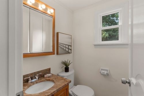 3 Kent Sq, Brookline MA 02446-6937 exterior