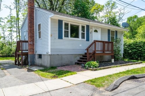 83 Armstrong St, West Springfield, MA 01089-2603