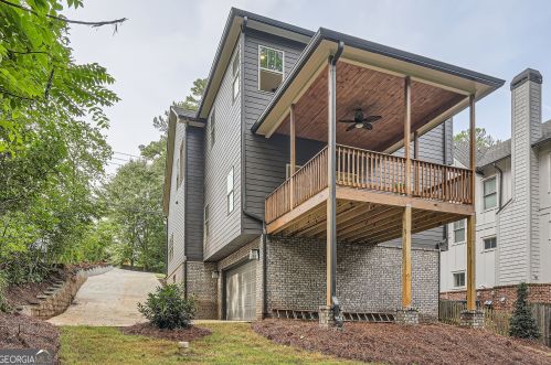 1055 Church St, Smyrna GA exterior