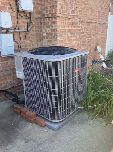 8355 Kedvale Ave, Chicago IL 60624-3529 exterior