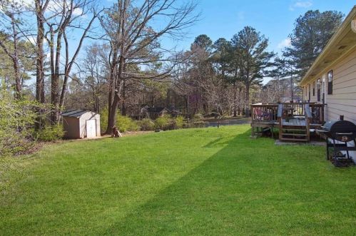 4376 Housworth Dr, Lithonia GA  30038-4632 exterior