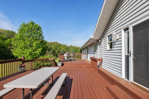 8415 Hidden Dr, Middlevle MI 49333-9186 exterior