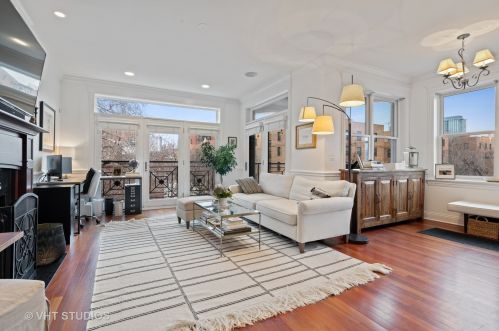 444 Blackhawk St, Chicago, IL 60610-7340