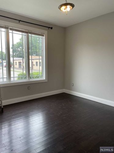 50 Dewitt St, Outwater NJ  07026-3802 exterior