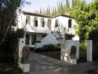 337 Flores St, Los Angeles CA  90048-2609 exterior