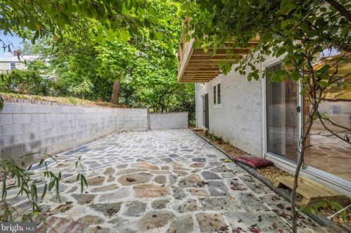 521 Lincoln Ave, Silver Spring MD 20912-5824 exterior