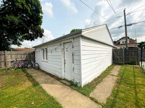 3659 Nordica Ave, Chicago IL 60634-2324 exterior