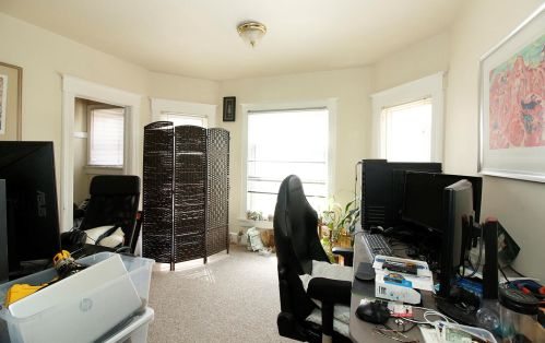 922 Hamilton St, Milwaukee, WI 53202-1529