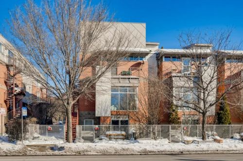 1931 Clark St, Chicago, IL 60616-1888