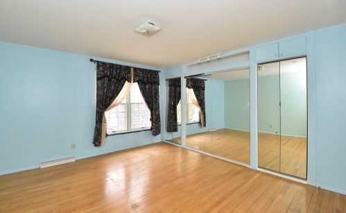 4119 Cherrywood Ln, Milwaukee WI 53209-1004 exterior