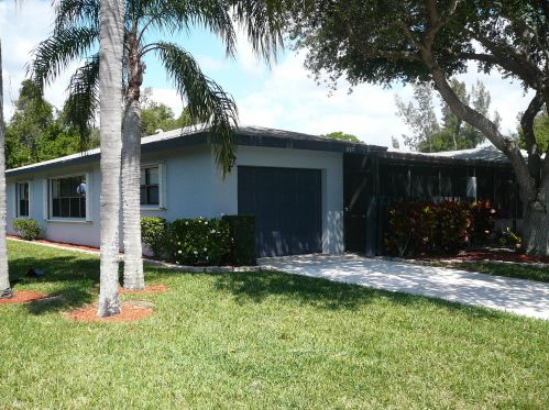 1719 Sanderling Ln, Fort Pierce, FL 34982-8033