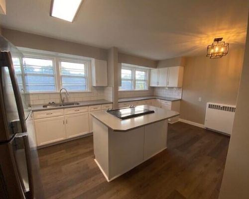 1725 Peck St, Meskegon MI 49441-2530 exterior