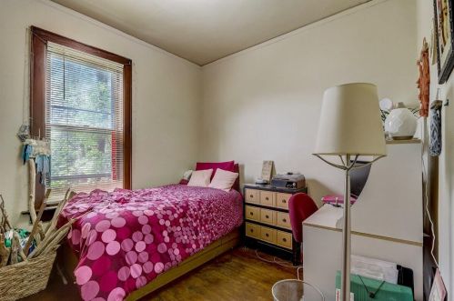 2943 Newhall St, Milwaukee WI 53211-3224 exterior