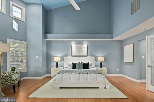 1822 Fonthill Ct, Mc Lean VA 22102-4792 exterior