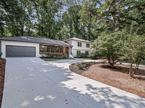 3019 Belingham Dr, Atlanta GA  30345-1503 exterior