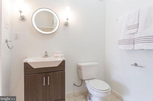 1733 Ellsworth St, Philadelphia PA 19146-3011 exterior