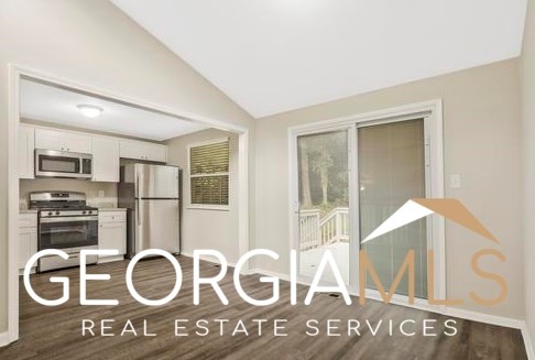 393 Engle Dr, Tucker GA  30084-2042 exterior