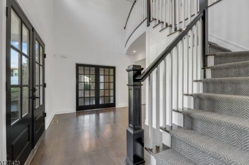 62 Dale Dr, Chatham Township NJ  07928-1639 exterior