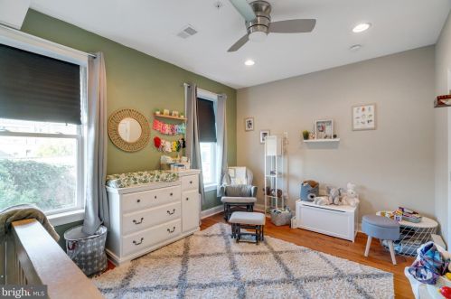 1936 Cumberland St, Philadelphia PA 19125-0037 exterior