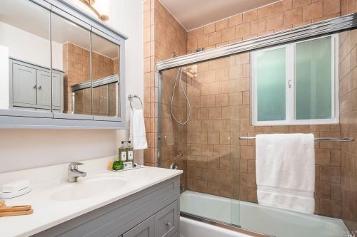 212 California Ave, Mill Valley CA 94941-3512 exterior