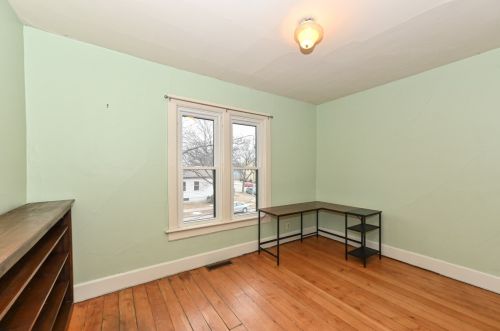 309 Mineral St, Milwaukee WI 53204-1739 exterior