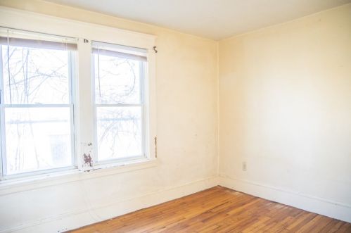 48 Morris St, Springfield MA 01105-2001 exterior