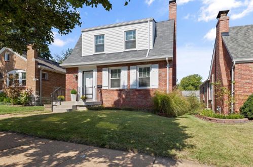 6575 Mardel Ave, Saint Louis, MO 63109-1225