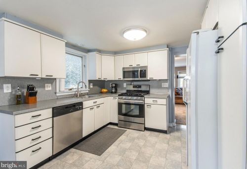 228 Vly Vw Rd, Media PA 19063-1356 exterior