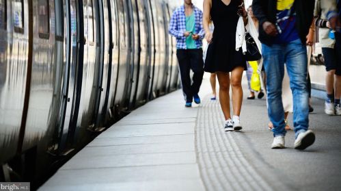 13543 Dulles Technology Dr, Herndon VA 20171-3415 exterior