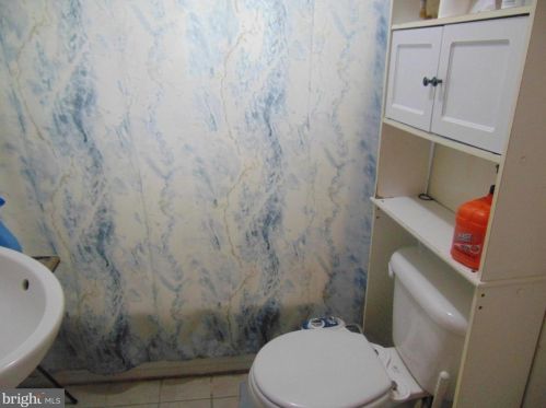 46 21 St, Camden NJ 08105-3707 exterior