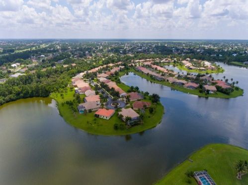 269 Egret Lndg, Fort Pierce FL 34953-8229 exterior