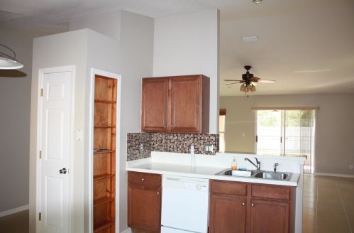 1146 Kalevala Dr, Fort Pierce FL 34953-6810 exterior