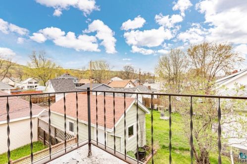 406 43 Ave, Duluth MN 55807-1555 exterior