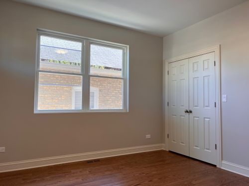 1007 Hamlin Ave, Chicago IL 60625-5914 exterior