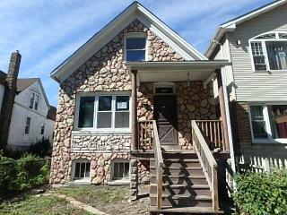 1828 Kedvale Ave, Chicago IL  60629-5127 exterior