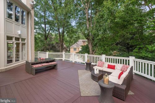 9906 Avenel Farm Dr, Rockville MD 20854-5410 exterior