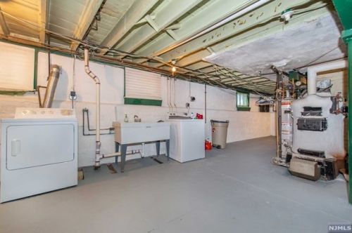 5 Wilfred St, Montclair NJ 07042-1644 exterior