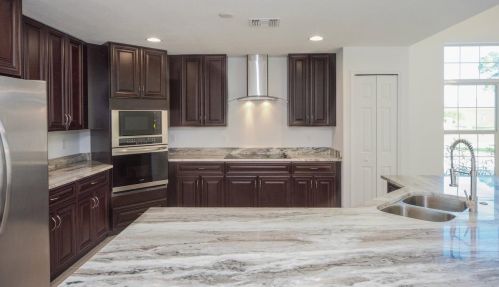 1660 Lexington Dr, Fort Pierce FL 34953-1629 exterior