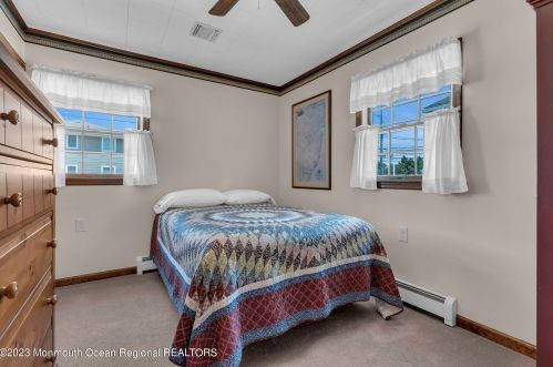 205 Hayes Ct, Lavallette NJ 08735-3110 exterior