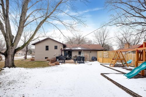 921 Duchess Ln, Saint Paul MN 55124-4707 exterior