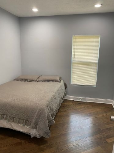 1011 Pacific Ave, Waukegan IL 60085-1866 exterior